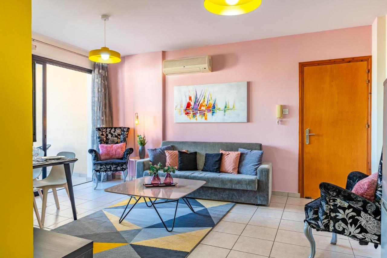 Freya 1-Bedroom Apartment In ลาร์นาคา ภายนอก รูปภาพ