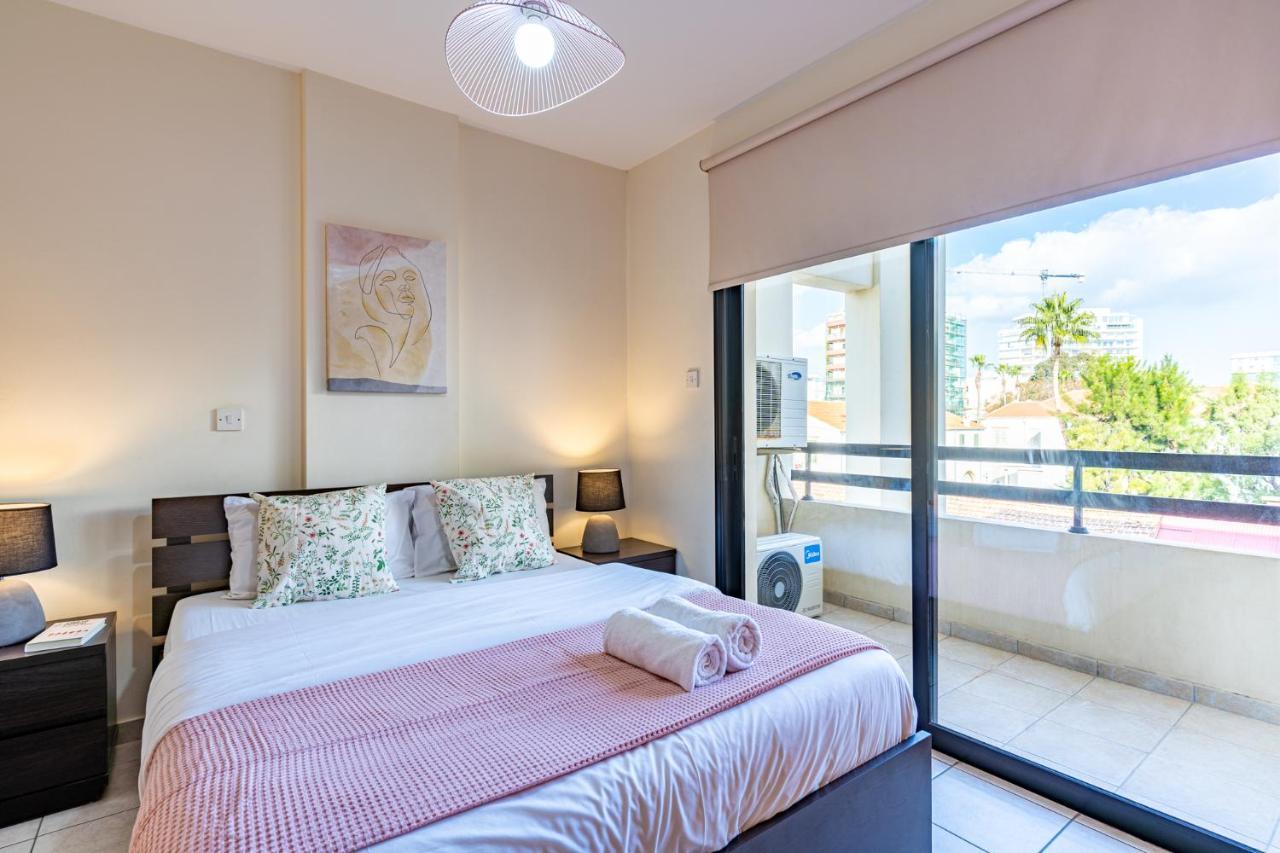 Freya 1-Bedroom Apartment In ลาร์นาคา ภายนอก รูปภาพ